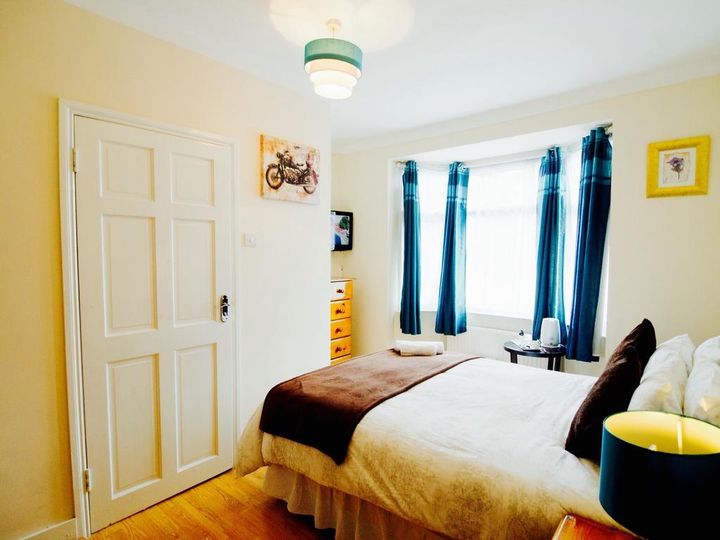 Gable Lodge London Exterior photo